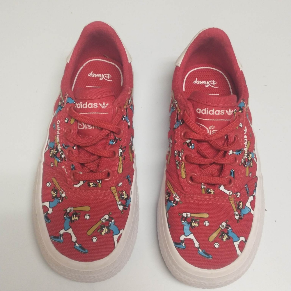 Disney Goofy Playing Baseball childs Red Adidas Sneakers Size 8 Toddler